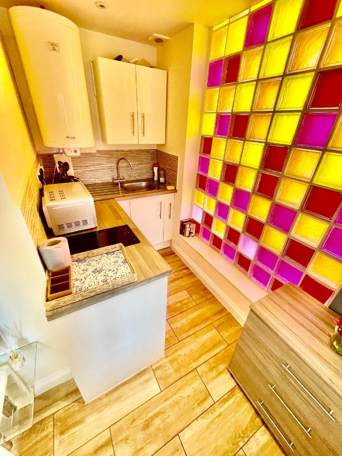 cambridge city centre immaculate Studio sleeps 2 - central location paradise street - 4