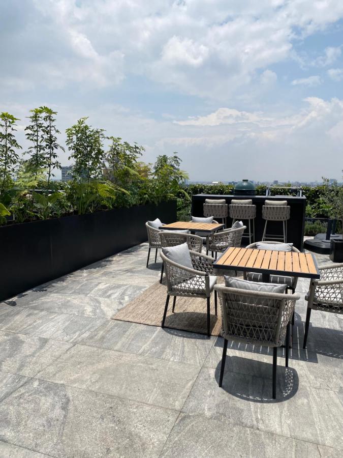 Mexico City loft in the heart of Roma Norte steps away from Cibeles - 3