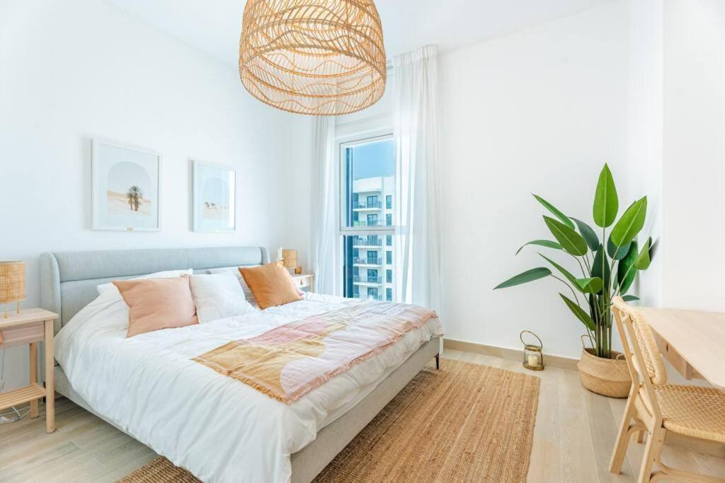 Modern2BR ElegantYas Island703