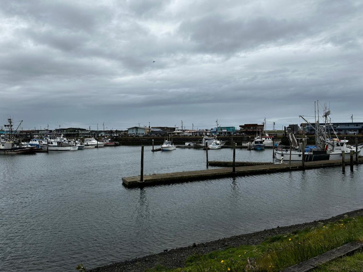 Westport Marina Cottages — photo 11