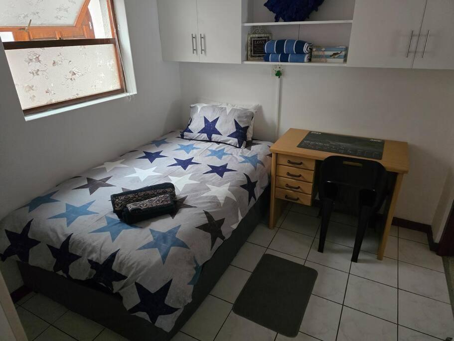 Super Cosy Cottage in quiet area VanzylsRus - 2