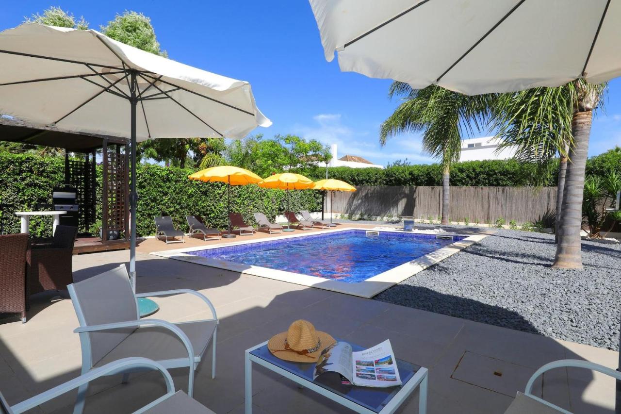 Perogil Suites Girassol - elegant Room With Pool