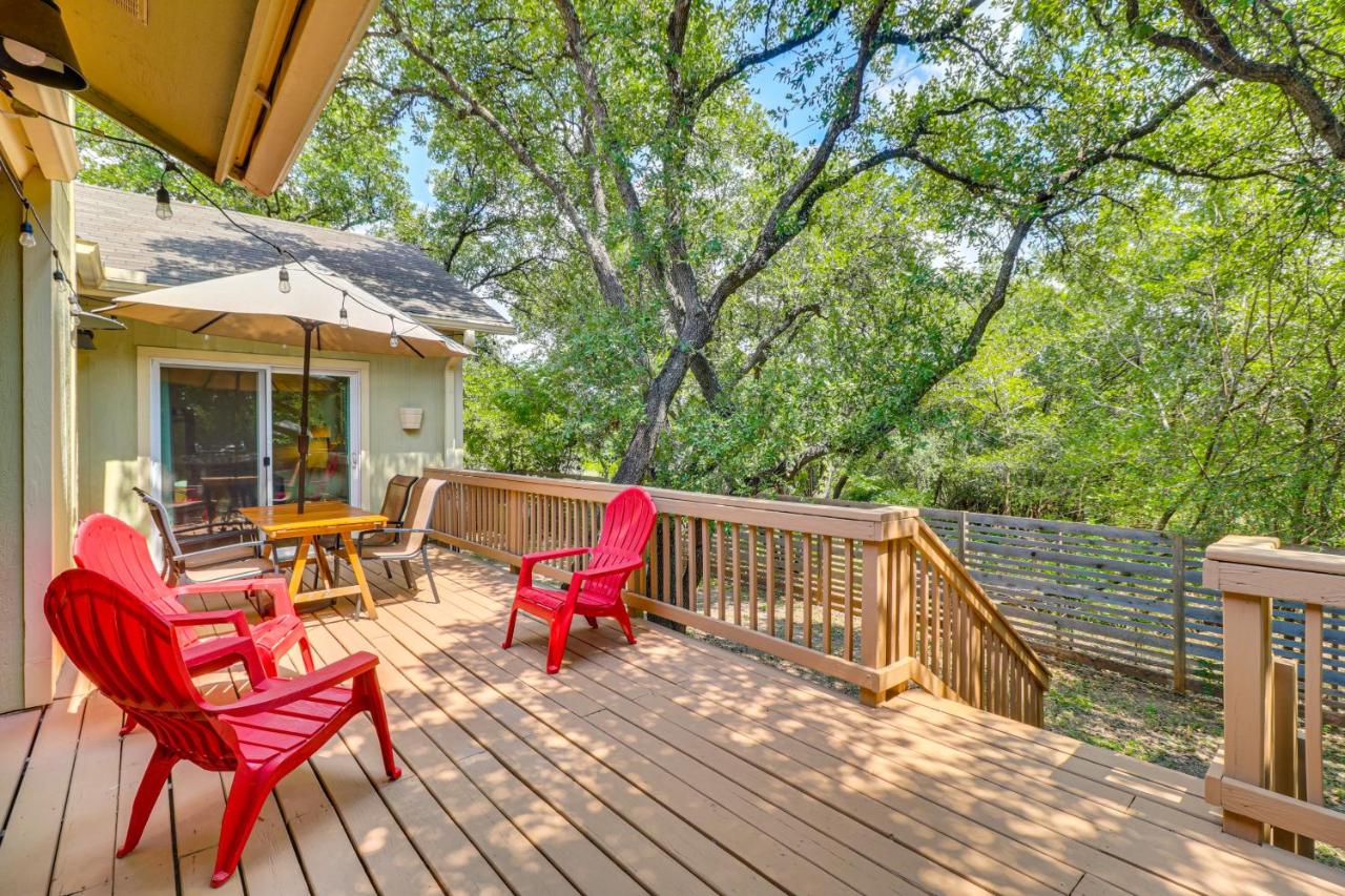 Deck and Greenbelt Access Lovely Austin Home - 5