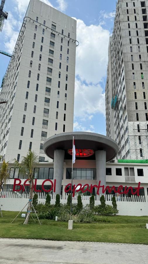 Corner High floor 2BR apartment Batam - 5