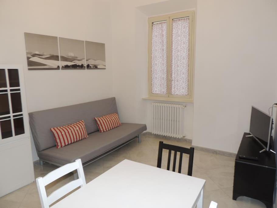 Apt Central Magenta - 5