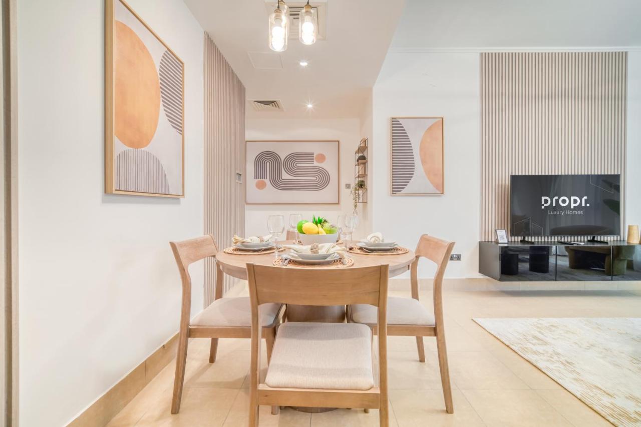 Upscale 1-Bedroom Apt with Iconic Burj Khalifa View - 4