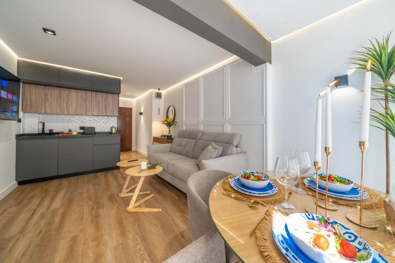 XPCE Luxury Suite in Malagueta Beach - 4