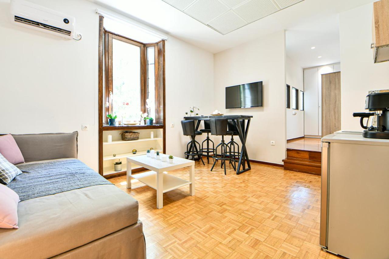 Flowers of Athens - 5