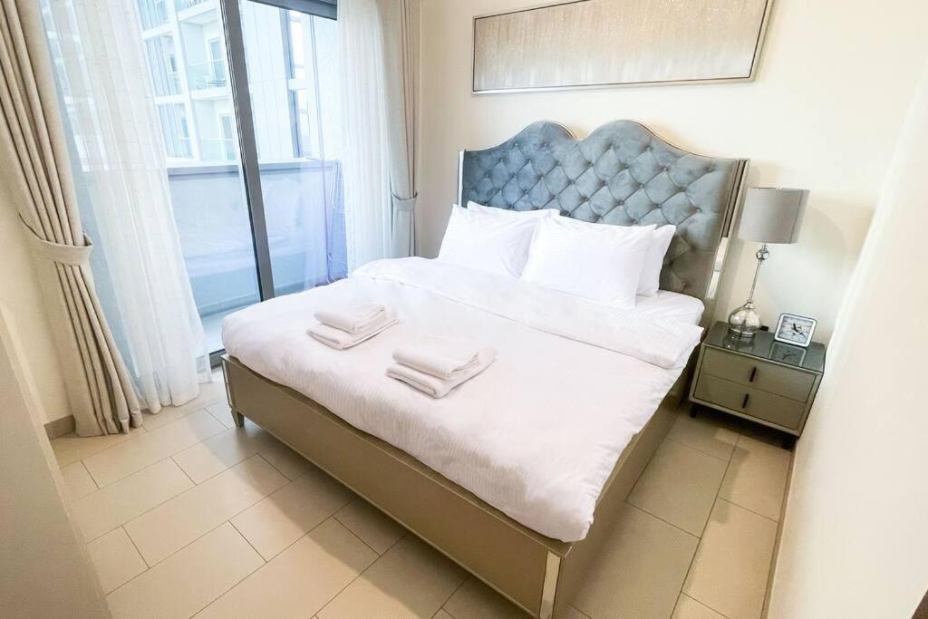 Pet free 1BR with Balcony Pool Gym Near Downtown - 2