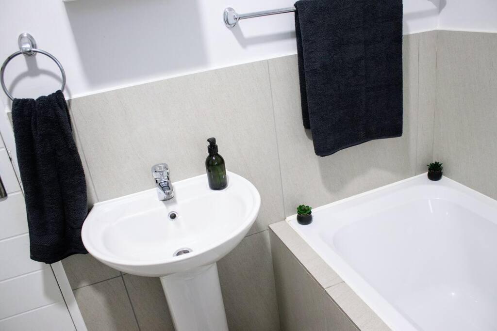 7 on Laibach - Buhrein Estate, Kraaifontein - 2