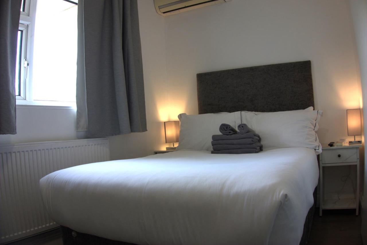 Micro Double with Wembley View