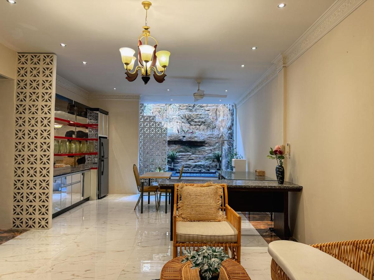 Merdeka Kuta Guesthouse - 2