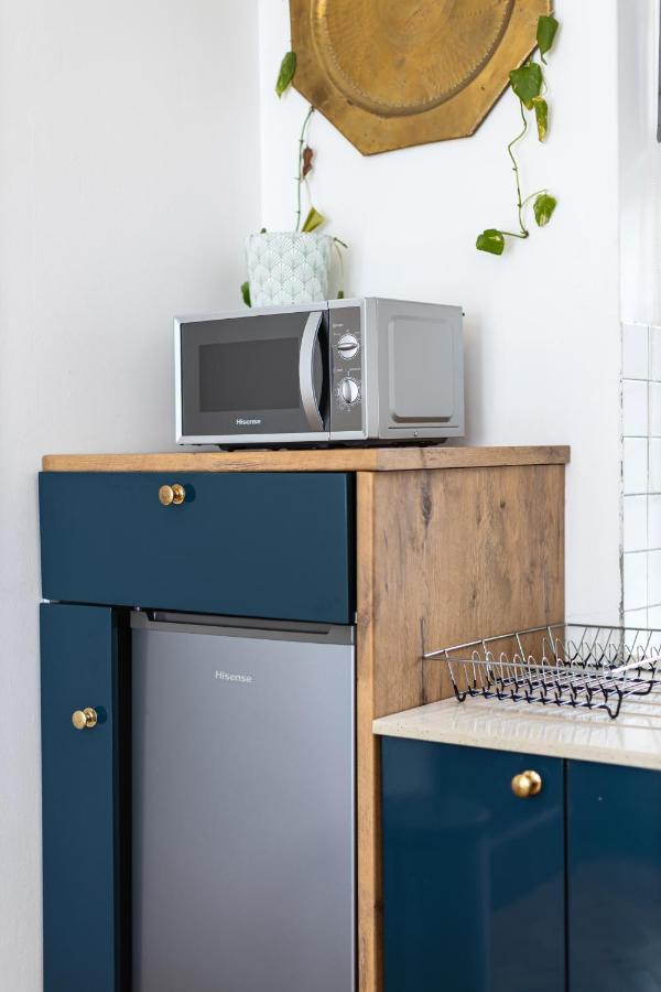 Charming 1BR on Green Market Sq - 2