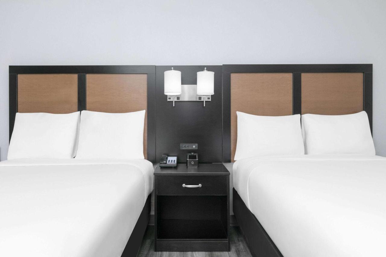 Baymont by Wyndham Austin University Area - 5