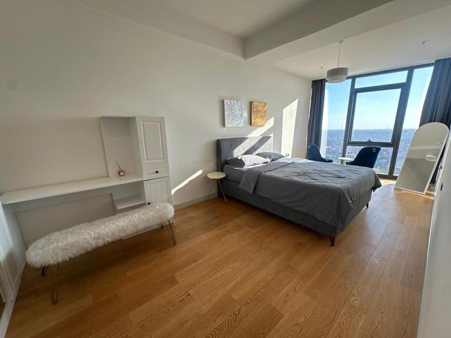 Modern Luxury apt at Sinpas Queen - 2