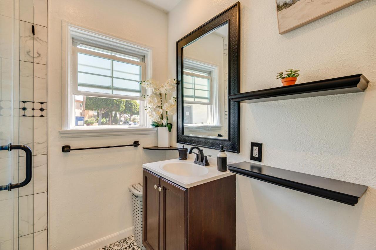 2 Mi to SoFi Stadium Updated Inglewood Home! - 3