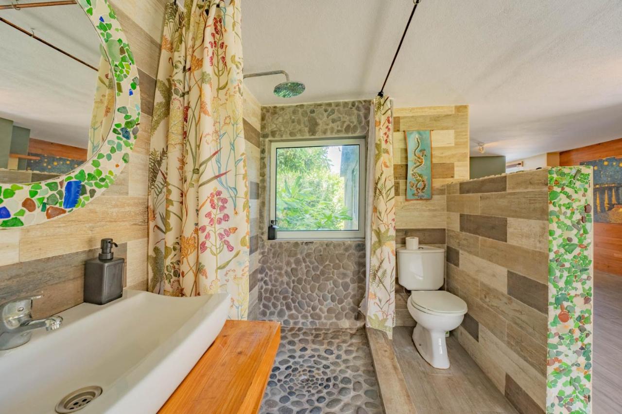 Flores Garden Retreat - 3