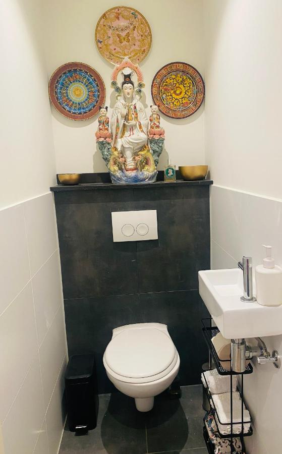 Stunning Island Home with African Asian Vibe - 4