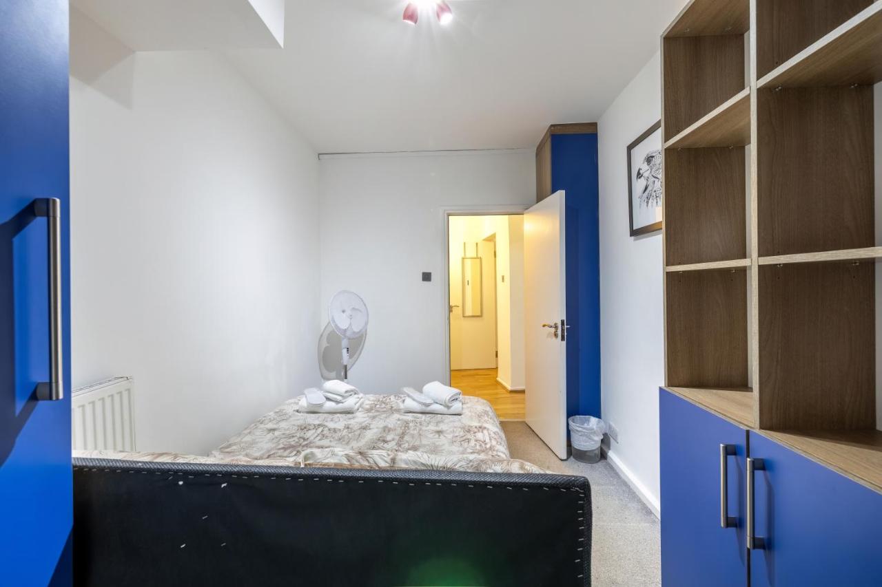 Quiet location in central London, close to Paddington, Regent Park, Lord's Cricket, late check-in - 3