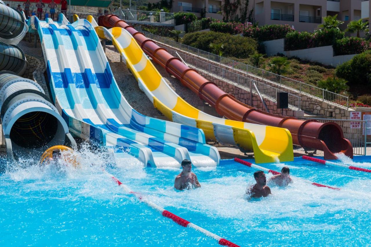 Water park: Grand Hotel Holiday Resort