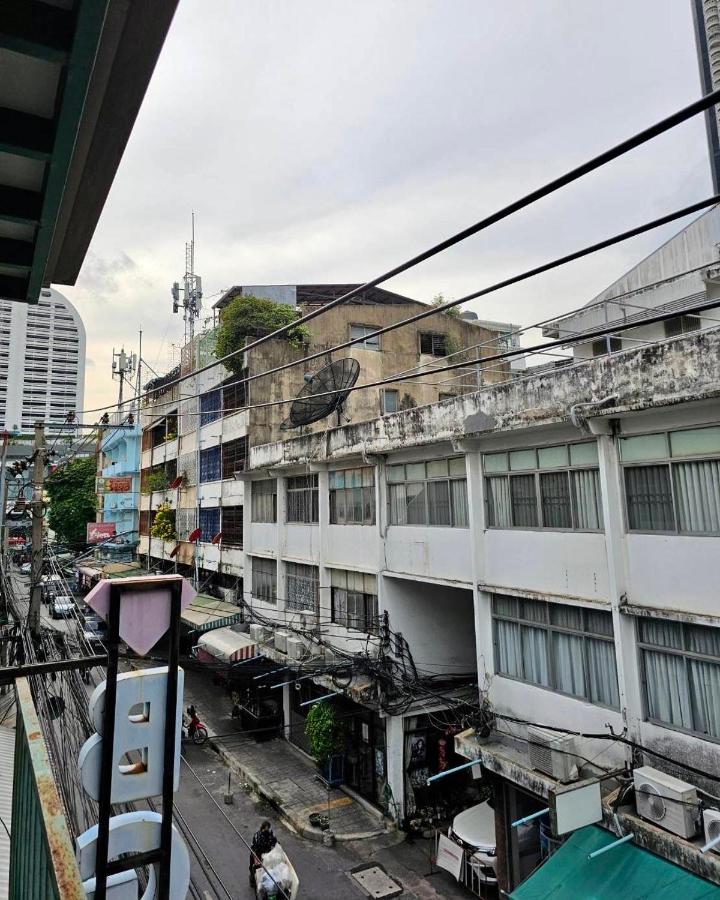 Baan Glang Soi Restaurant & Guesthouse - 2