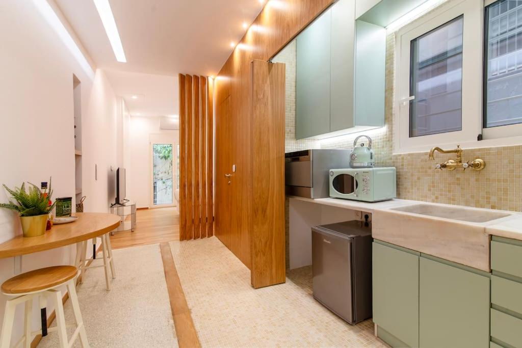 Athens GEM Apart- Prime Location - 4