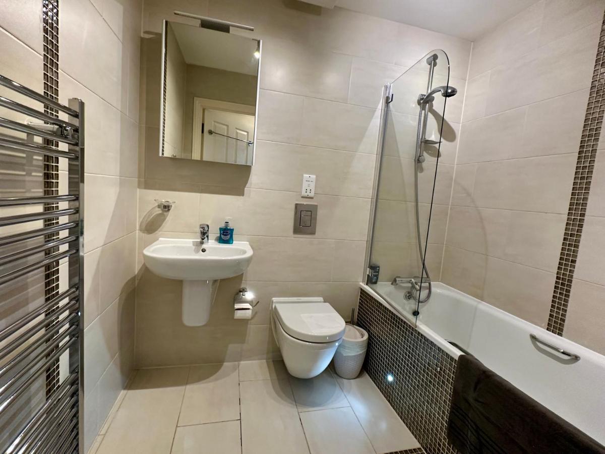 LX Russell Square Apartments - 3