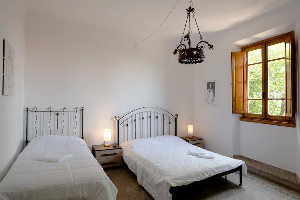 Un passo dalle torri - 2