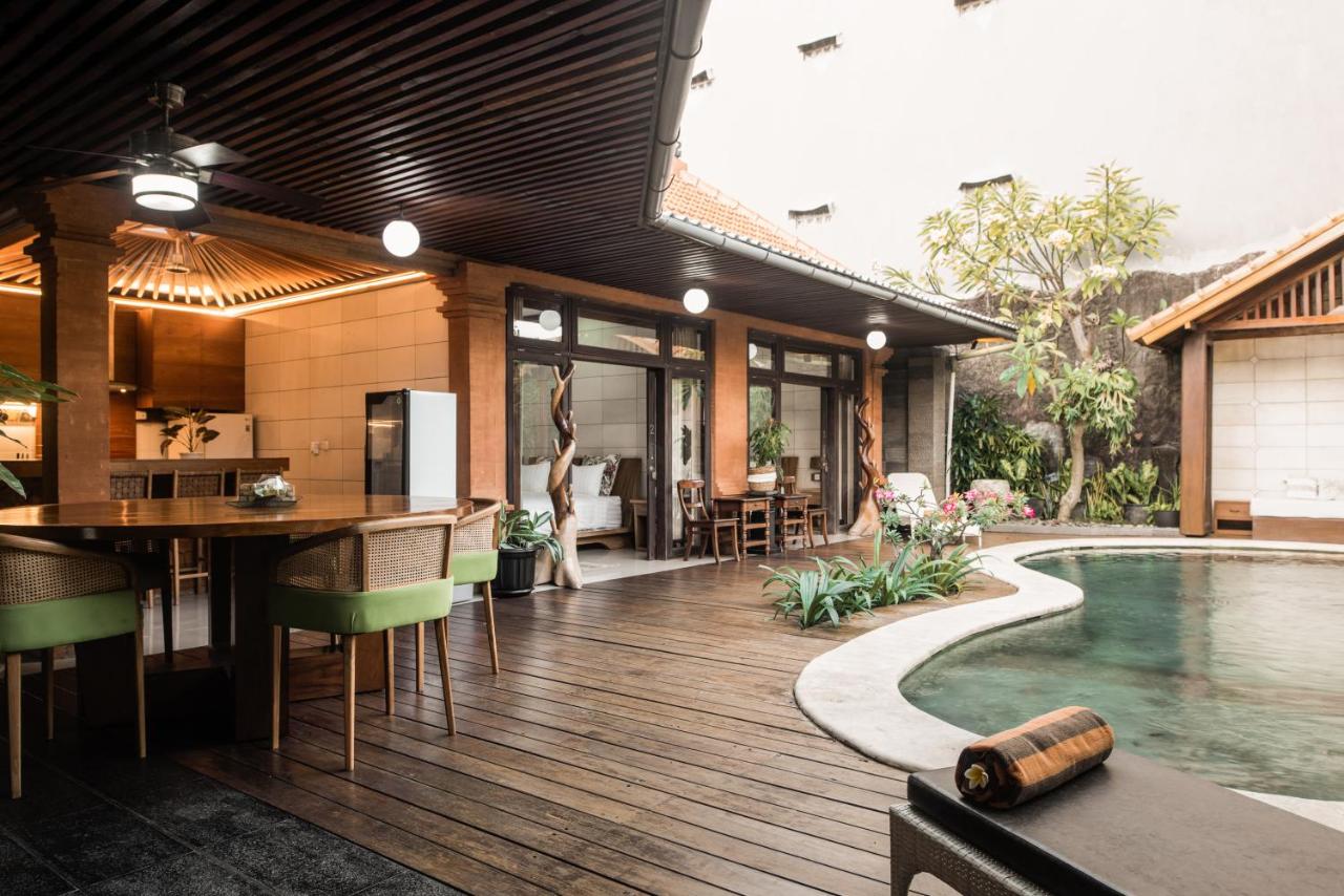 Segara Beach House Villa - Kuta - 4