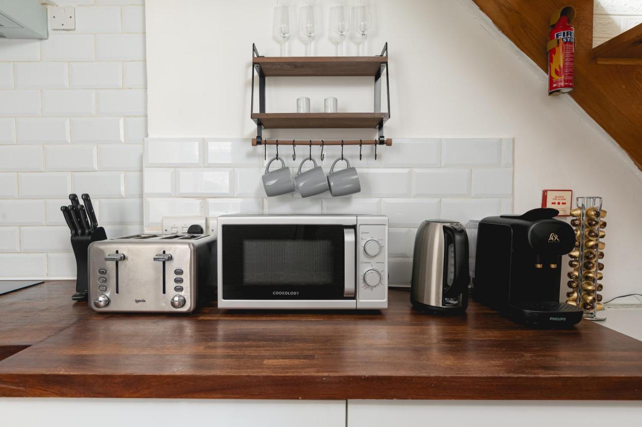 Spacious APT with Garden in Central London - 4