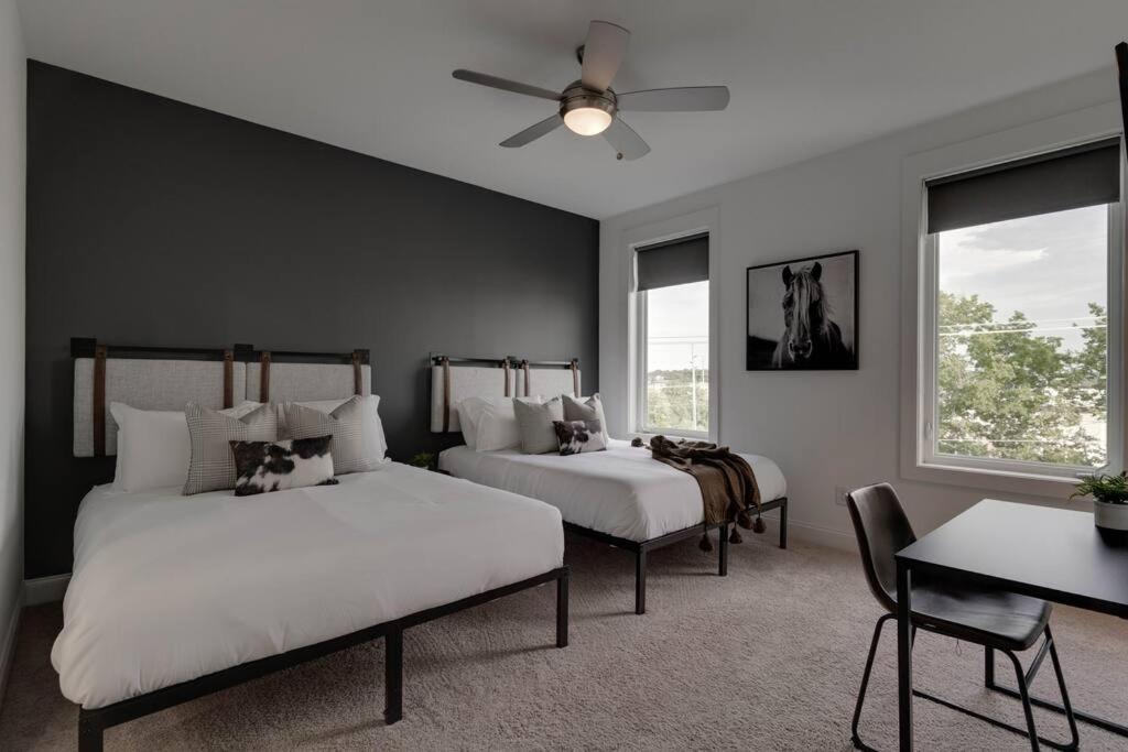 Broadway Bound 3BR Perfect Weekend Getaway - 5