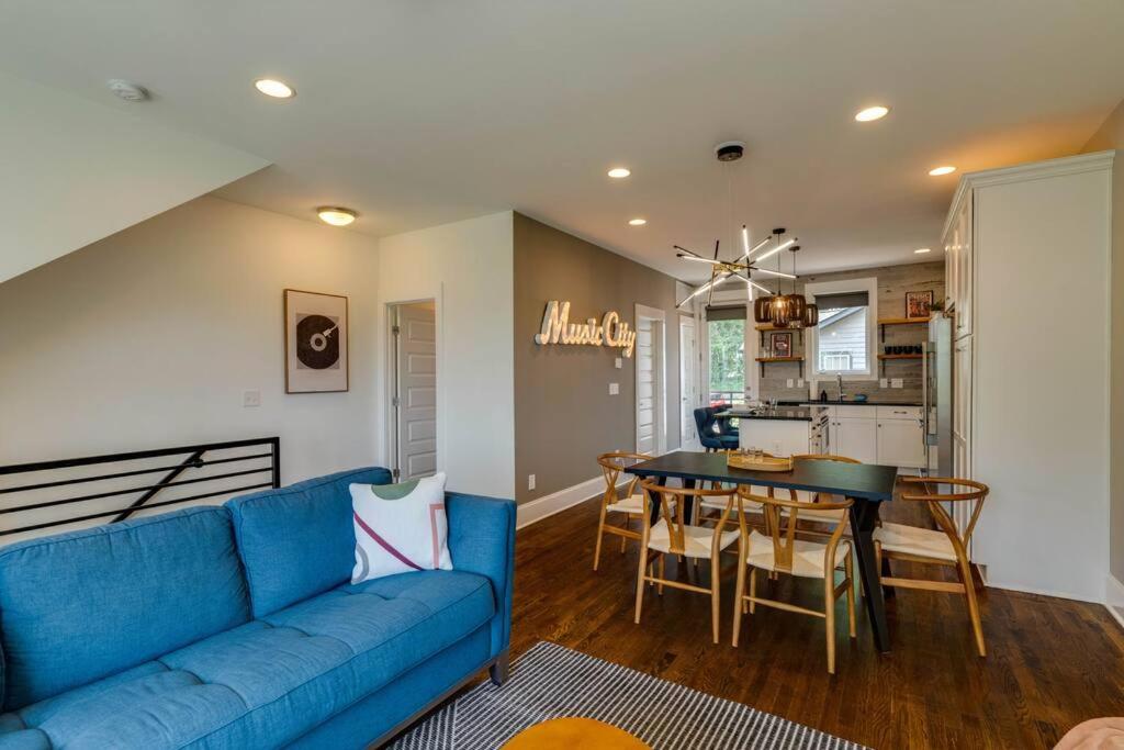 Walkable Hotspot Bars Nearby Broadway Close - 4