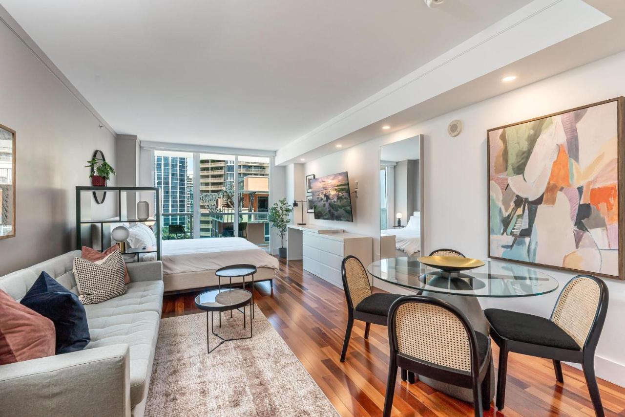 Renovated Coconut Grove Studio includes Parking