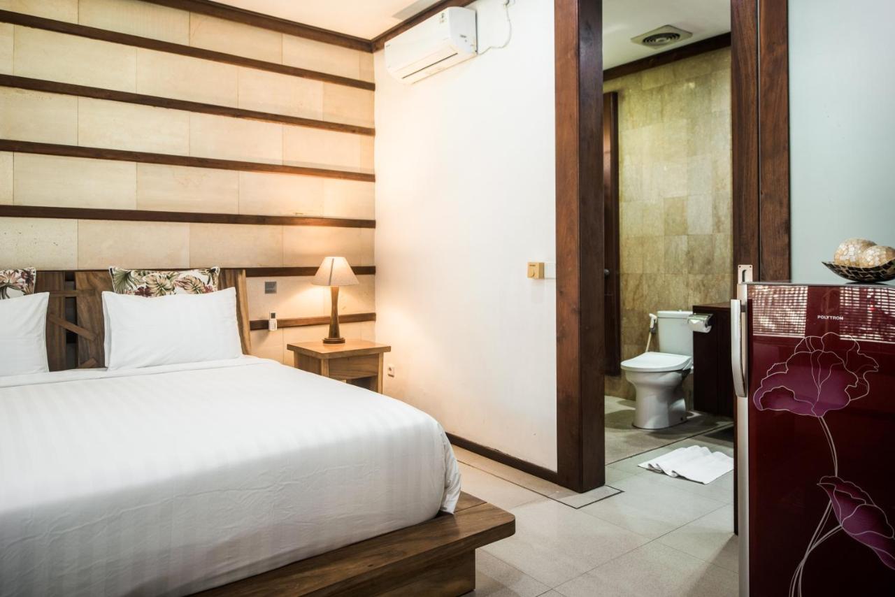 Segara Beach House Villa - Kuta - 3