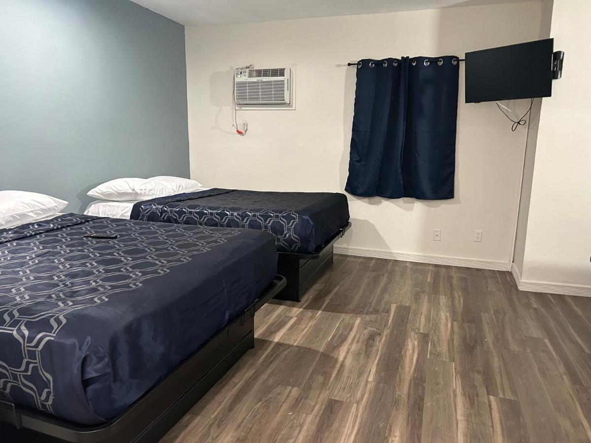 Budget Inn — photo 15