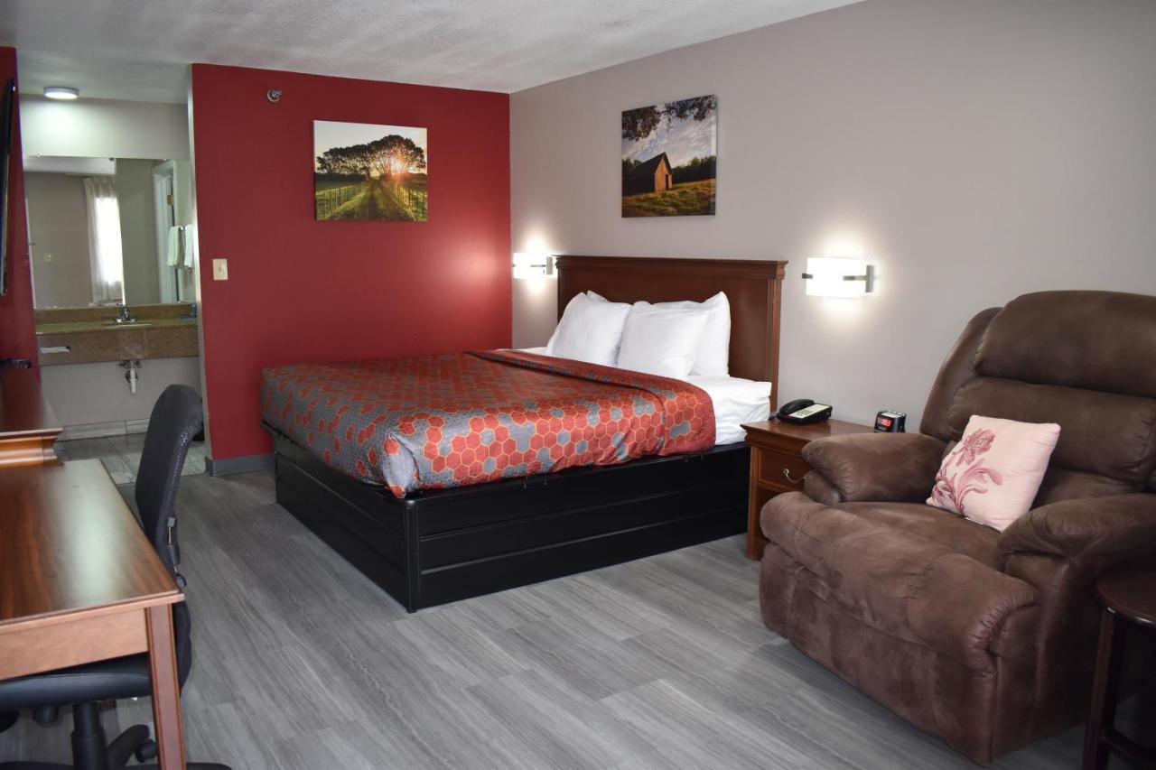 Heritage Inn — photo 15