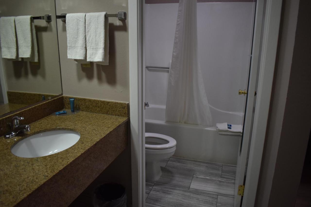 Heritage Inn — photo 16