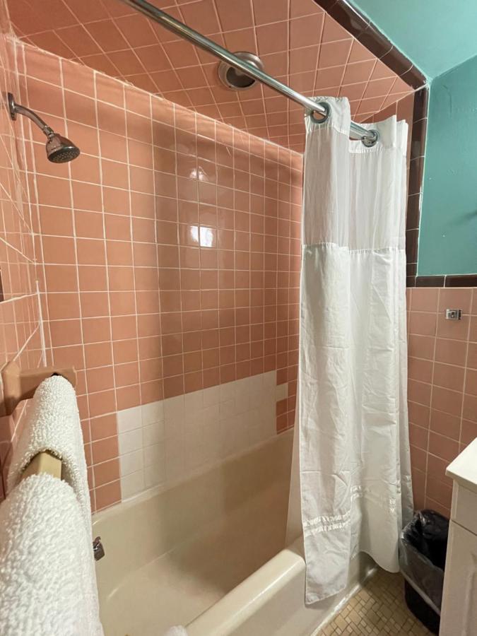 Best Motel Bowling Green — photo 16