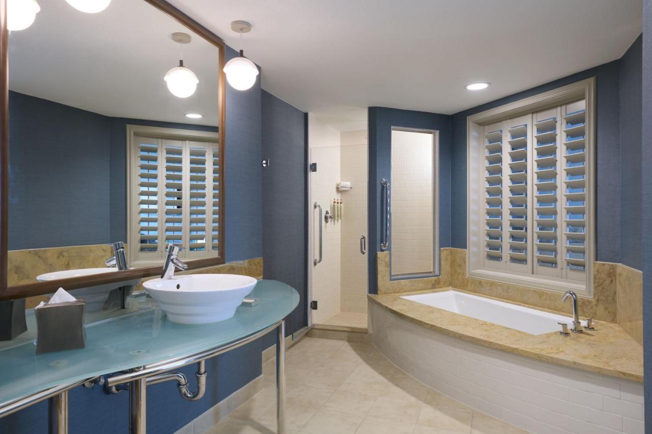 Renaissance ClubSport Aliso Viejo Laguna Beach Hotel — photo 17