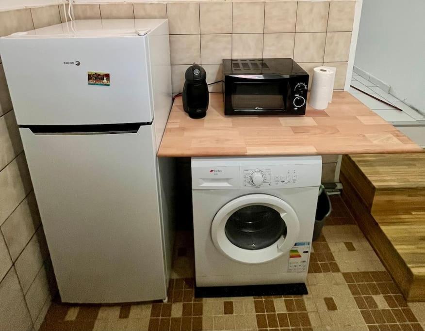 The fisher house - 4