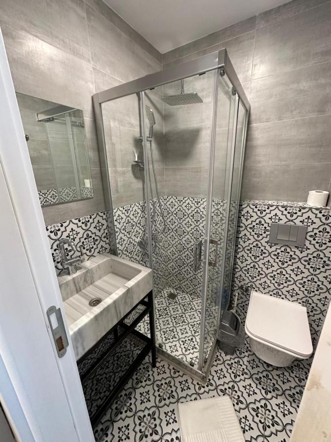 Yellowhouse Room 4 - 3