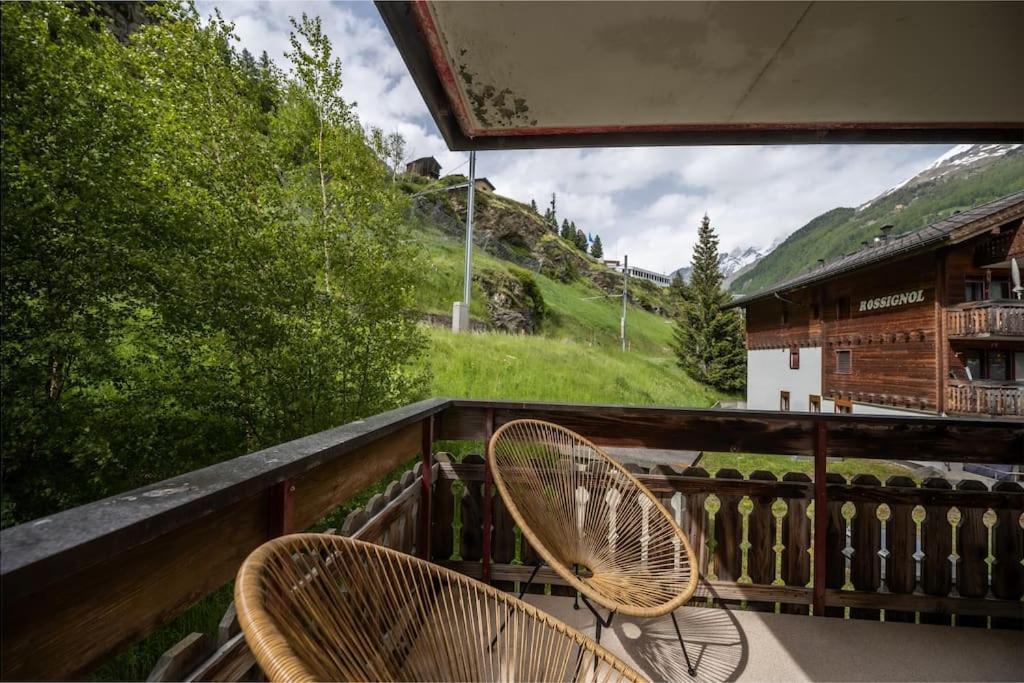 Stylish Apt by Ski Bus, Train and Village Center - 5