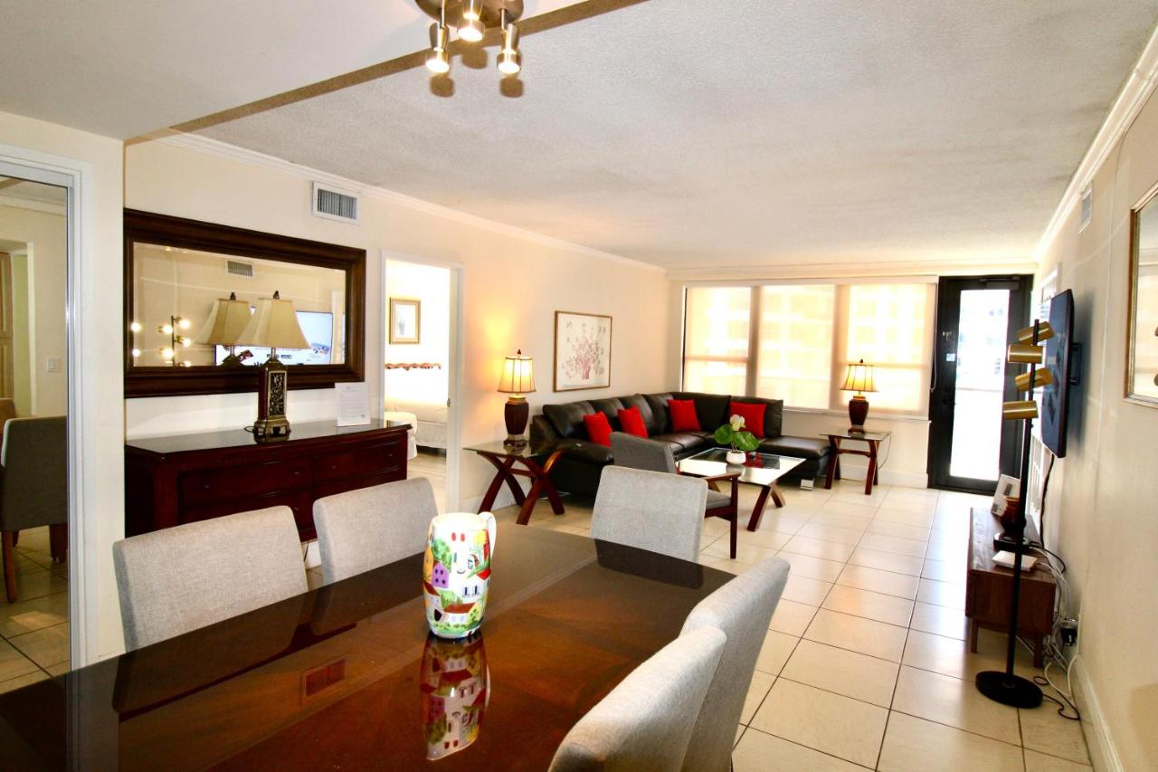 Alexander 1211 Beachfront Condo with Direct Beach Access, 2 Pools, Sauna, Gym - 2