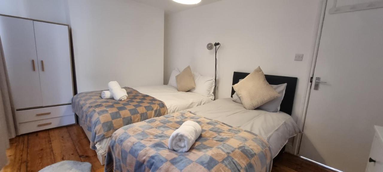 King's Cross Road Private Rooms - 2