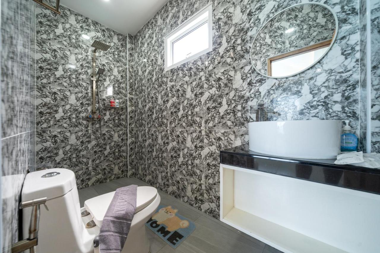 Mr Oh's Seaview House Phuket AoYon - 4