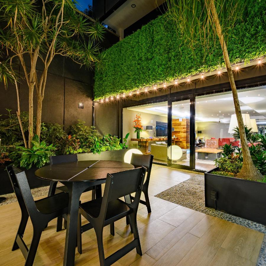 Las Suites Campos Eliseos - 5