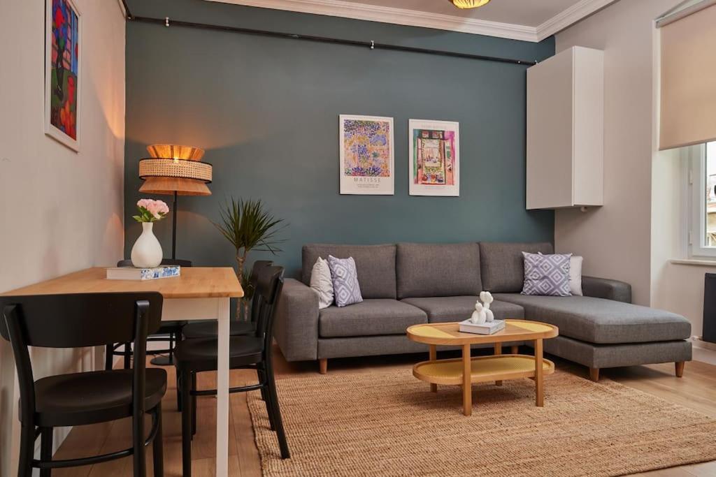 Charming 3BR 2Bath AC in Center - Santur D8