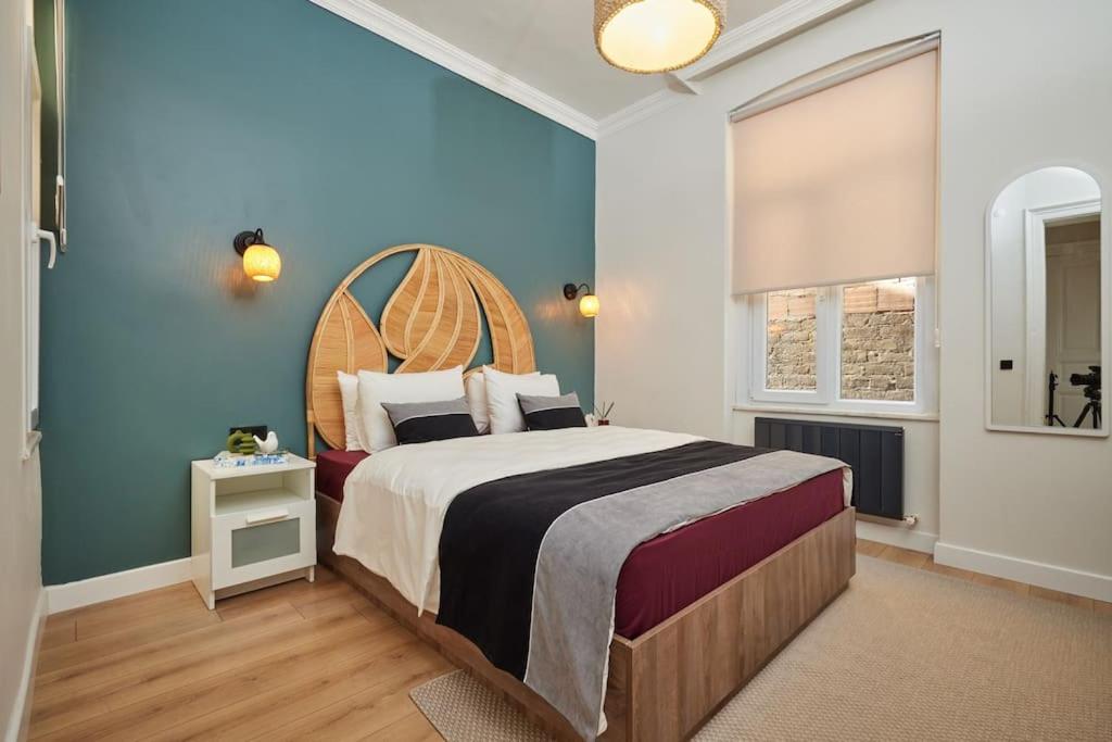 Charming 3BR 2Bath AC in Center - Santur D8 - 2