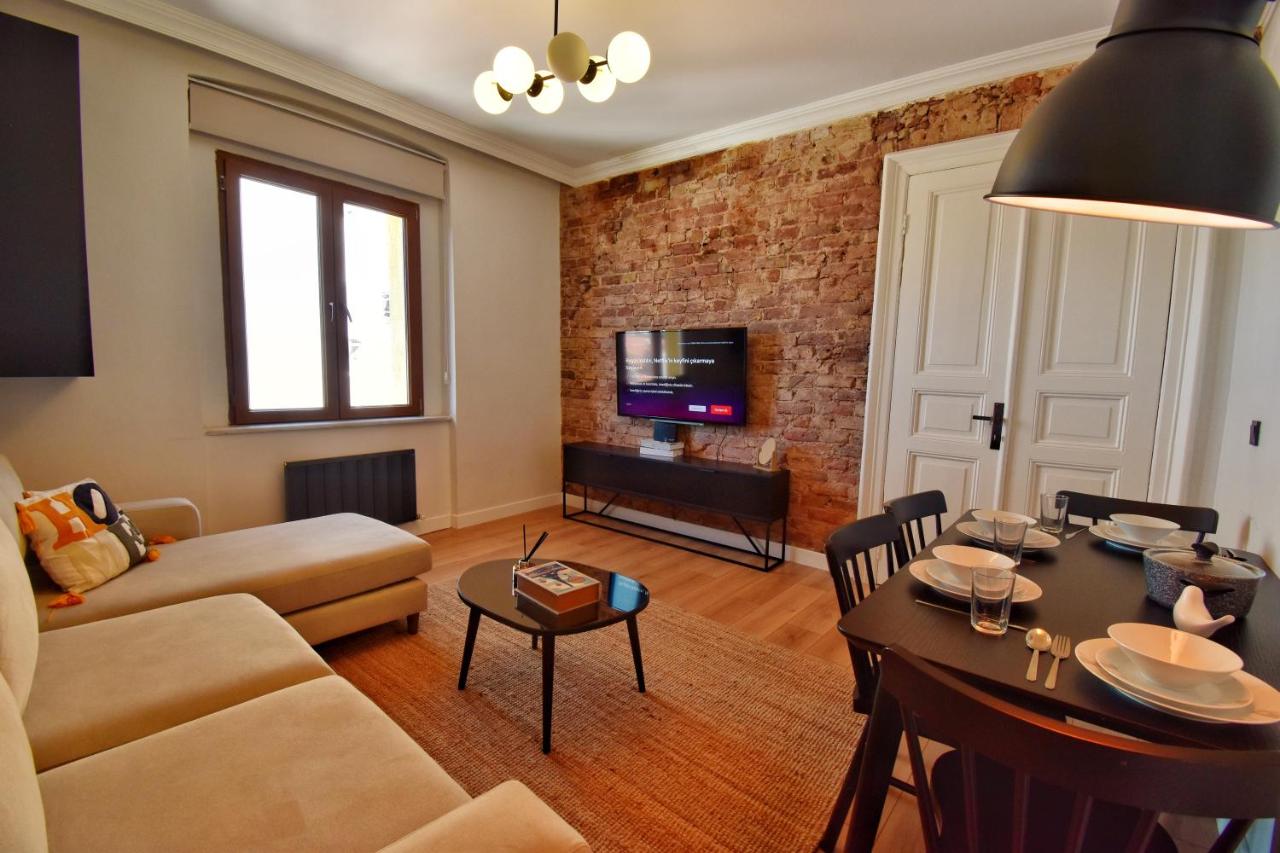 Cozy Renovated 3BR near Taksim- Santur D10 - 5