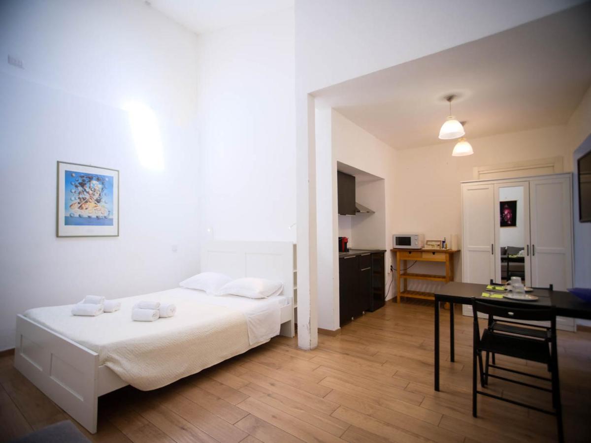 Il Giardino Dell'Argano Rosso - 2